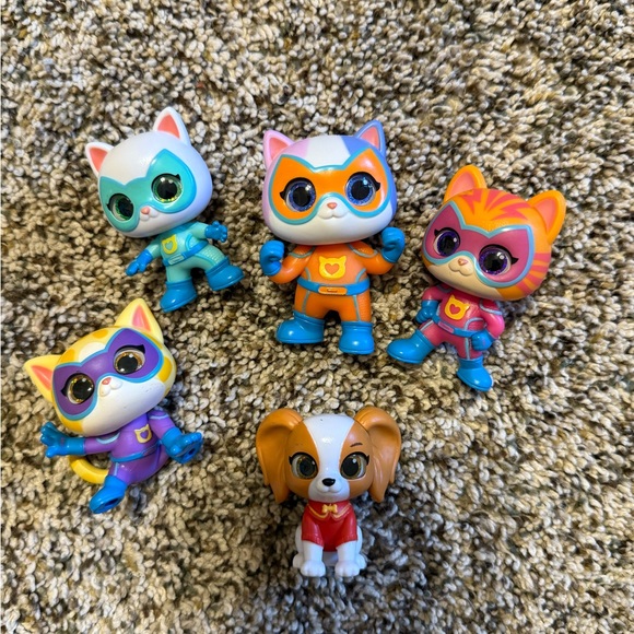 Super Kitties Figurine Set of 5 - Picture 1 of 1